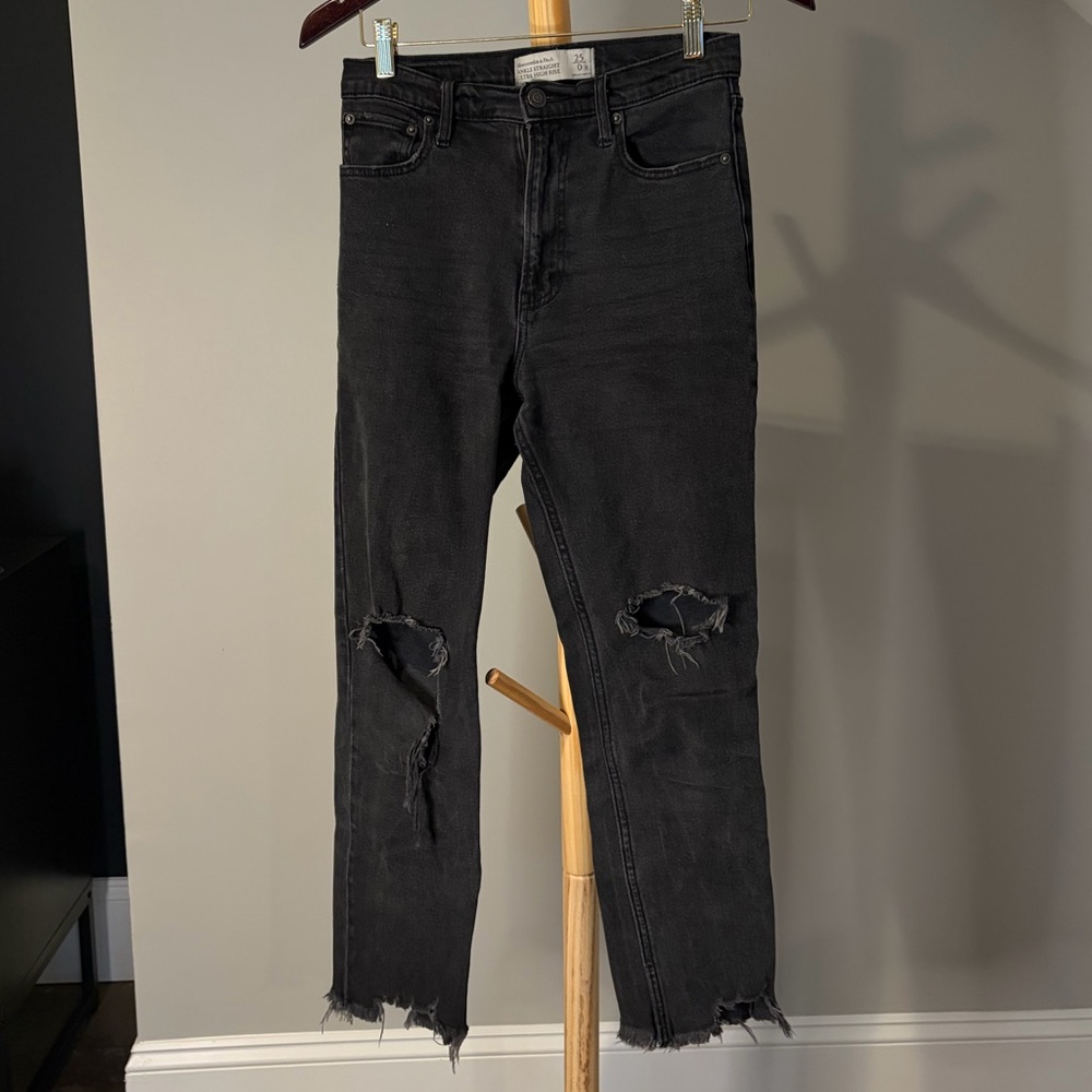 Abercrombie & Fitch Ankle Straight Ultra High Rise Jeans